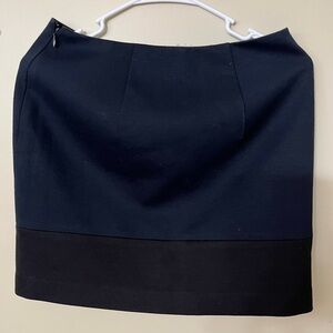 Tahari Navy and Black Pencil mini Skirt
